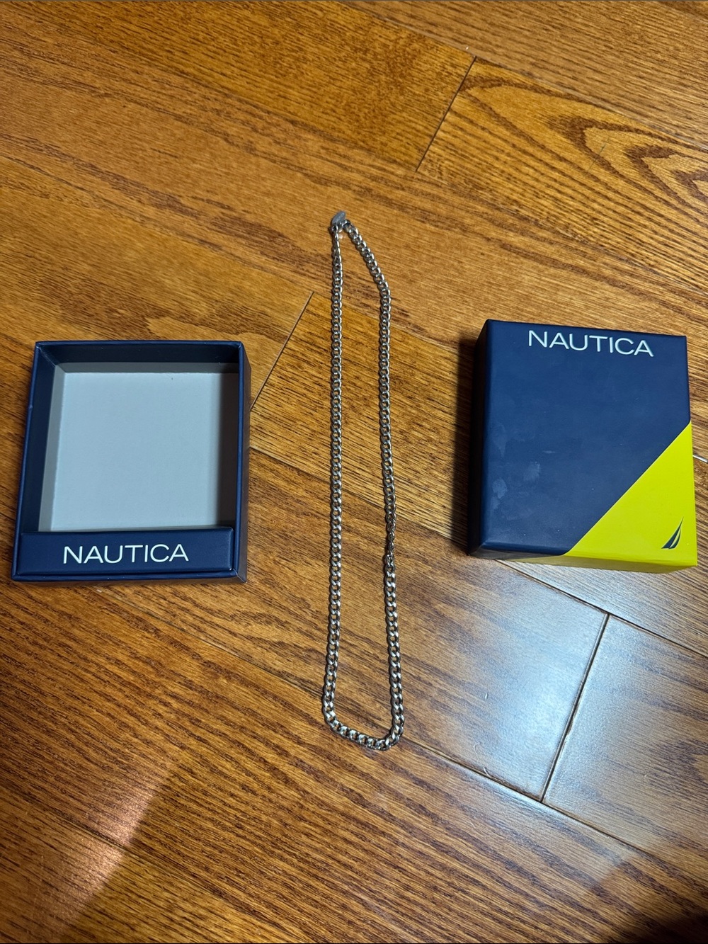 Nautica chain necklace